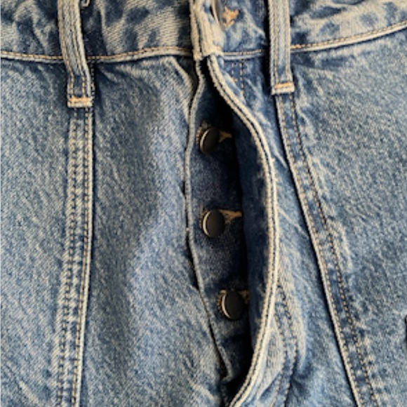 Boyish jeans size 27.   Button closure. Unique front pockets. NWT - Picture 10 of 11